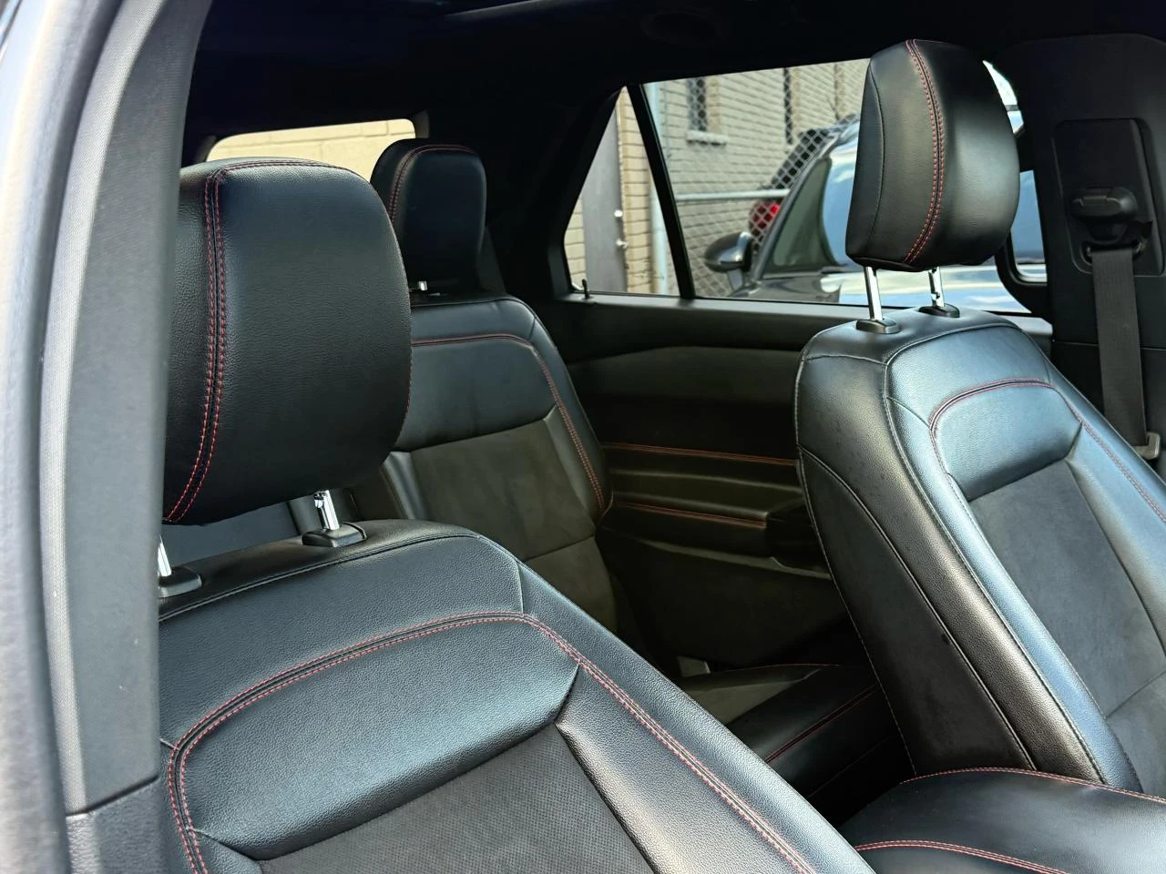 Ford Explorer ST-Line / 7  / PANO | Mobile.bg   12