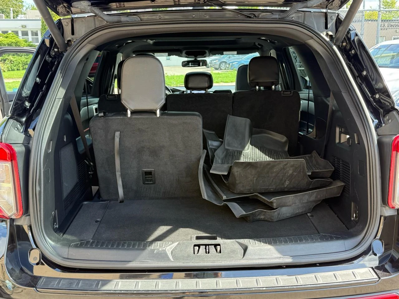 Ford Explorer ST-Line / 7  / PANO | Mobile.bg   16