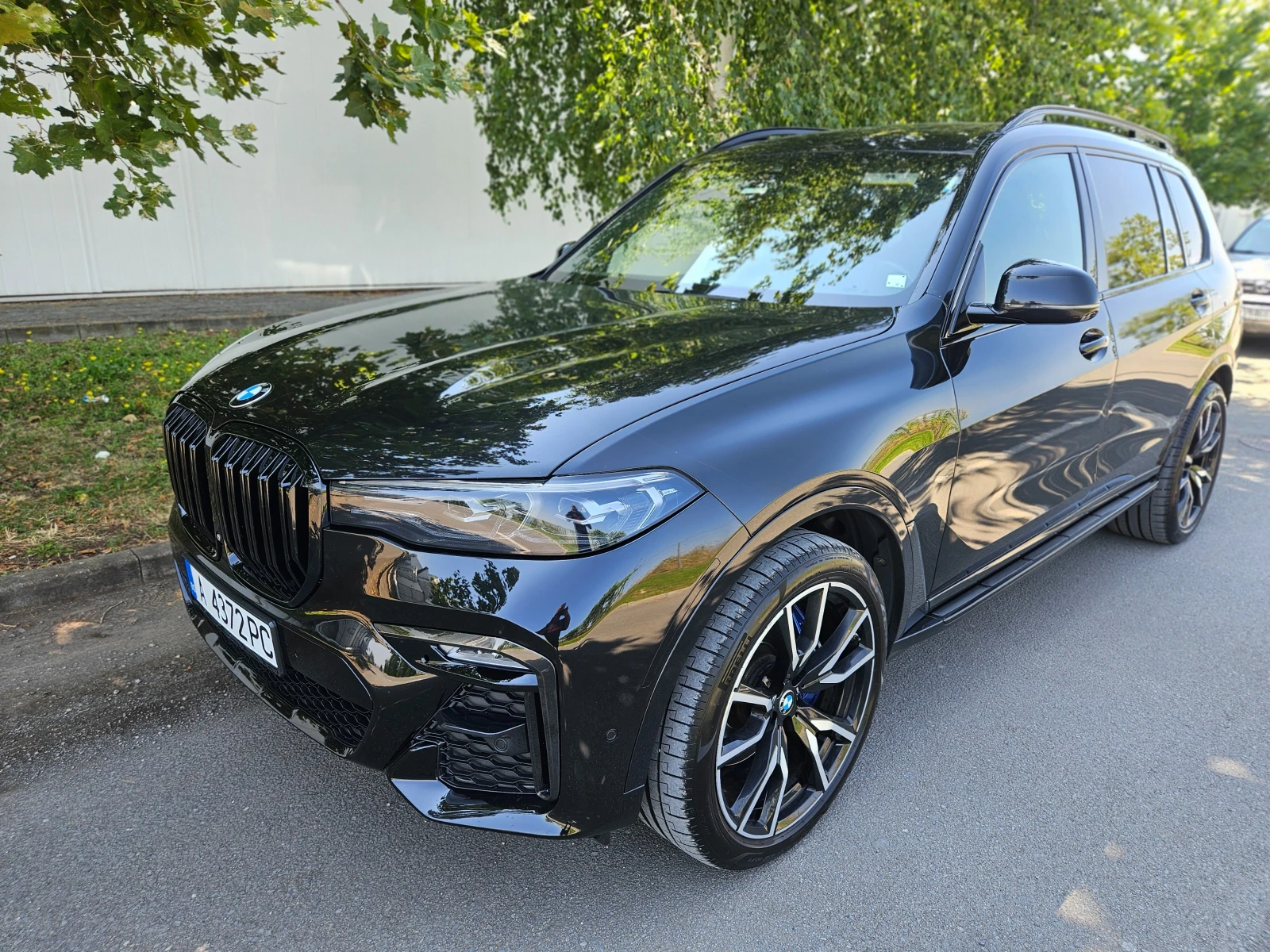 BMW X7 40i M пакет