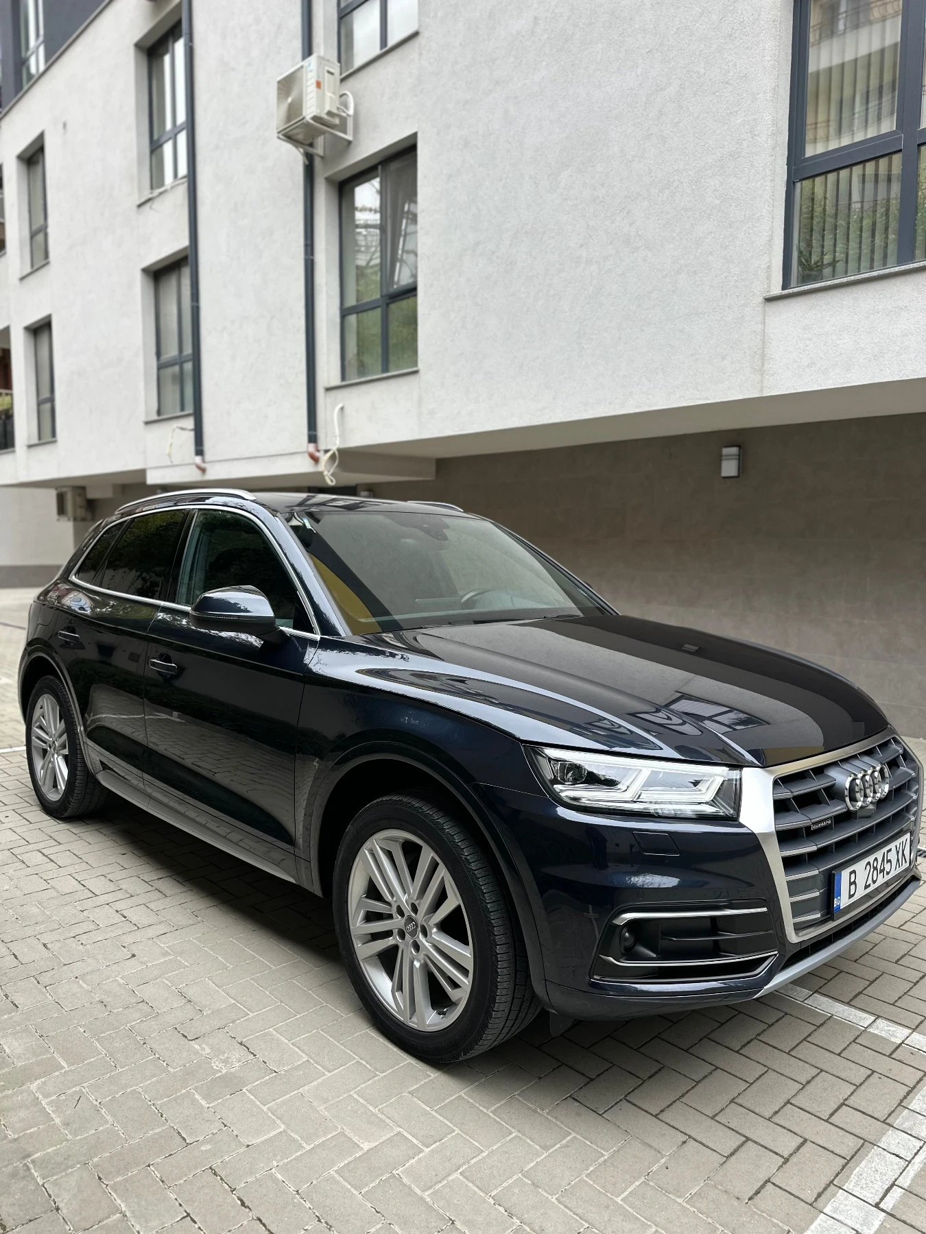 Audi Q5 PRESTIGE 2.0T - изображение 2