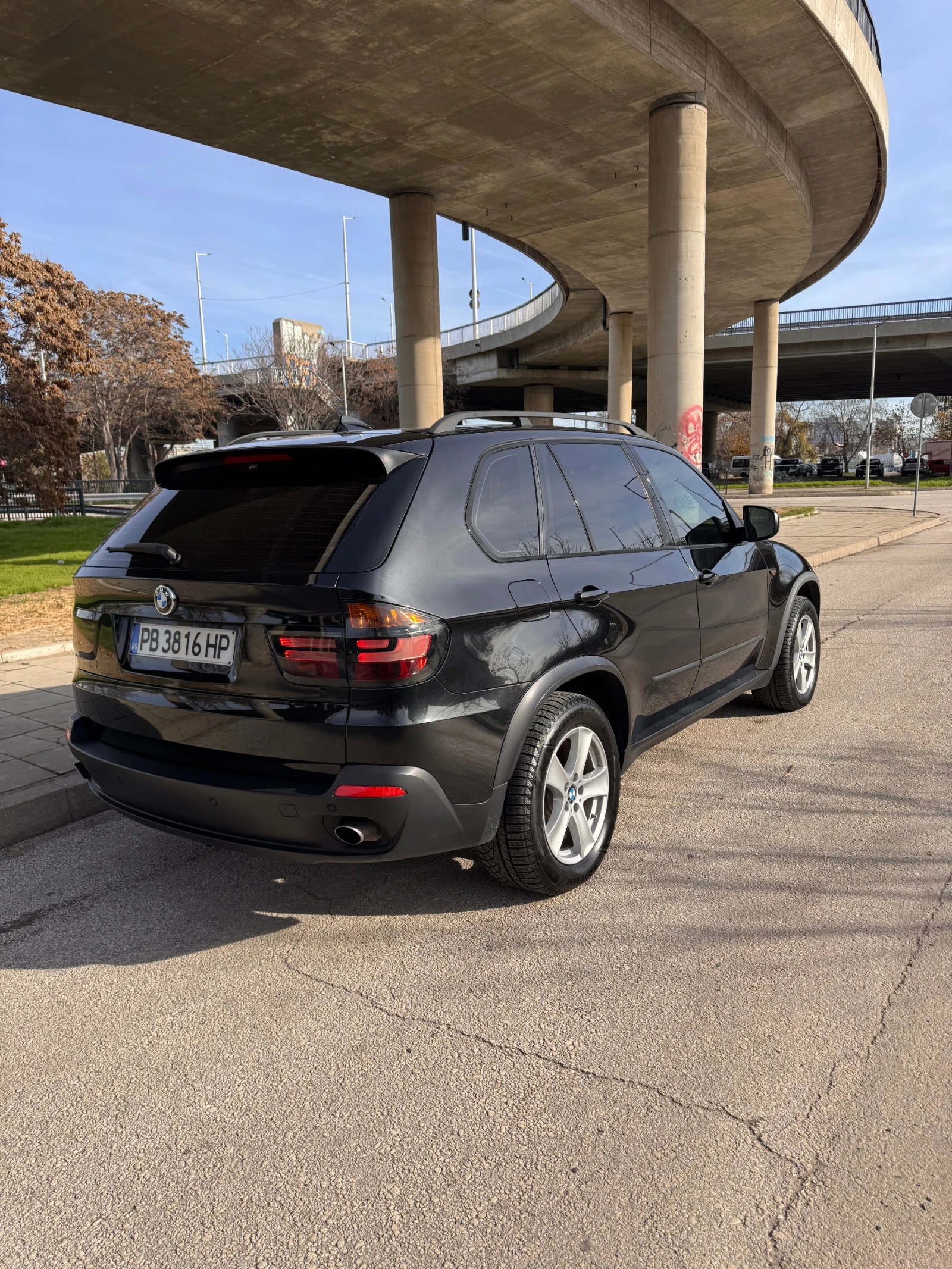 BMW X5 BMW E70 3.0D 235 - изображение 3