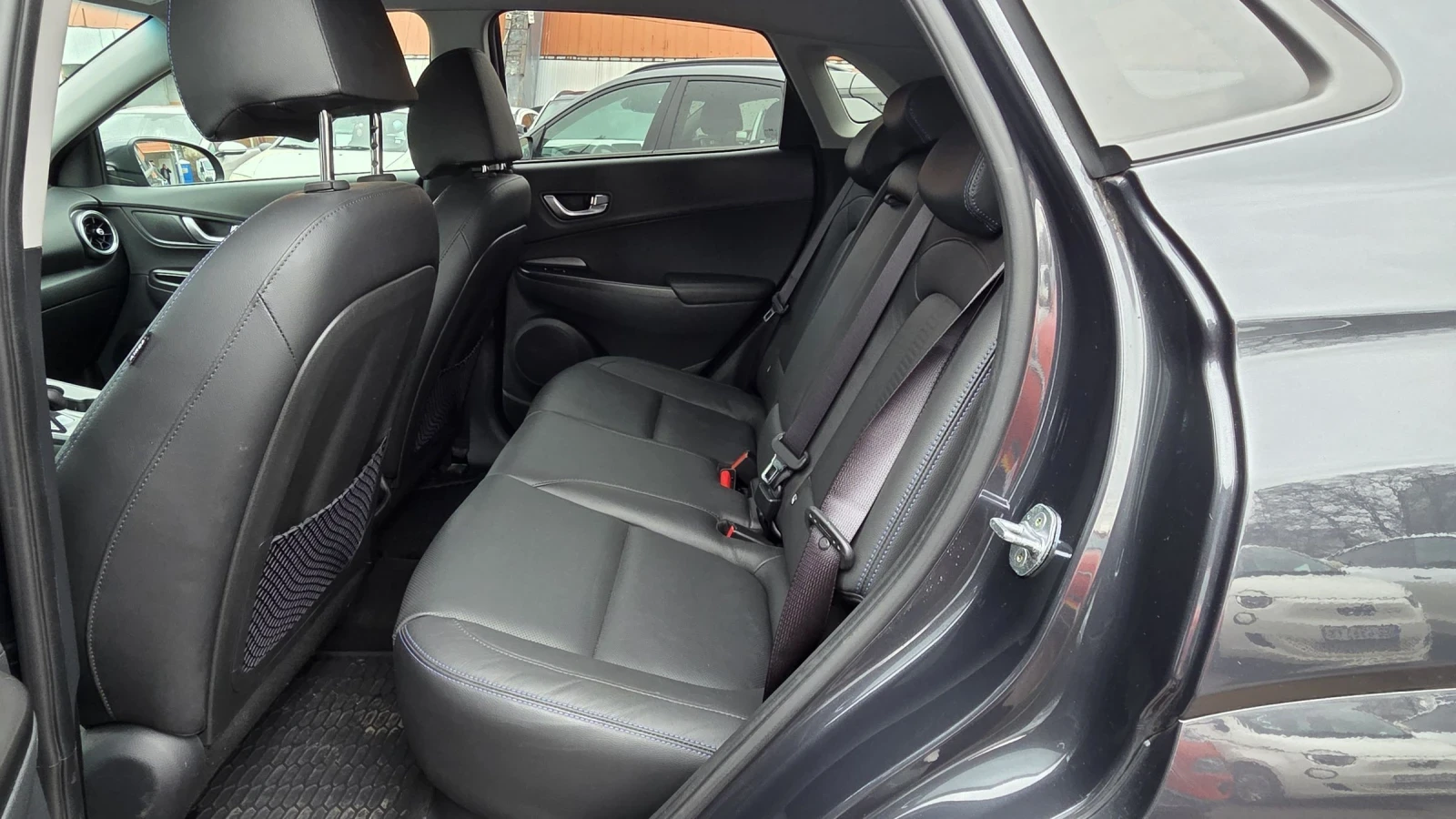 Hyundai Kona 64KWh/ЗАВЕРЕНА СЕРВИЗНА КНИЖКА - изображение 8