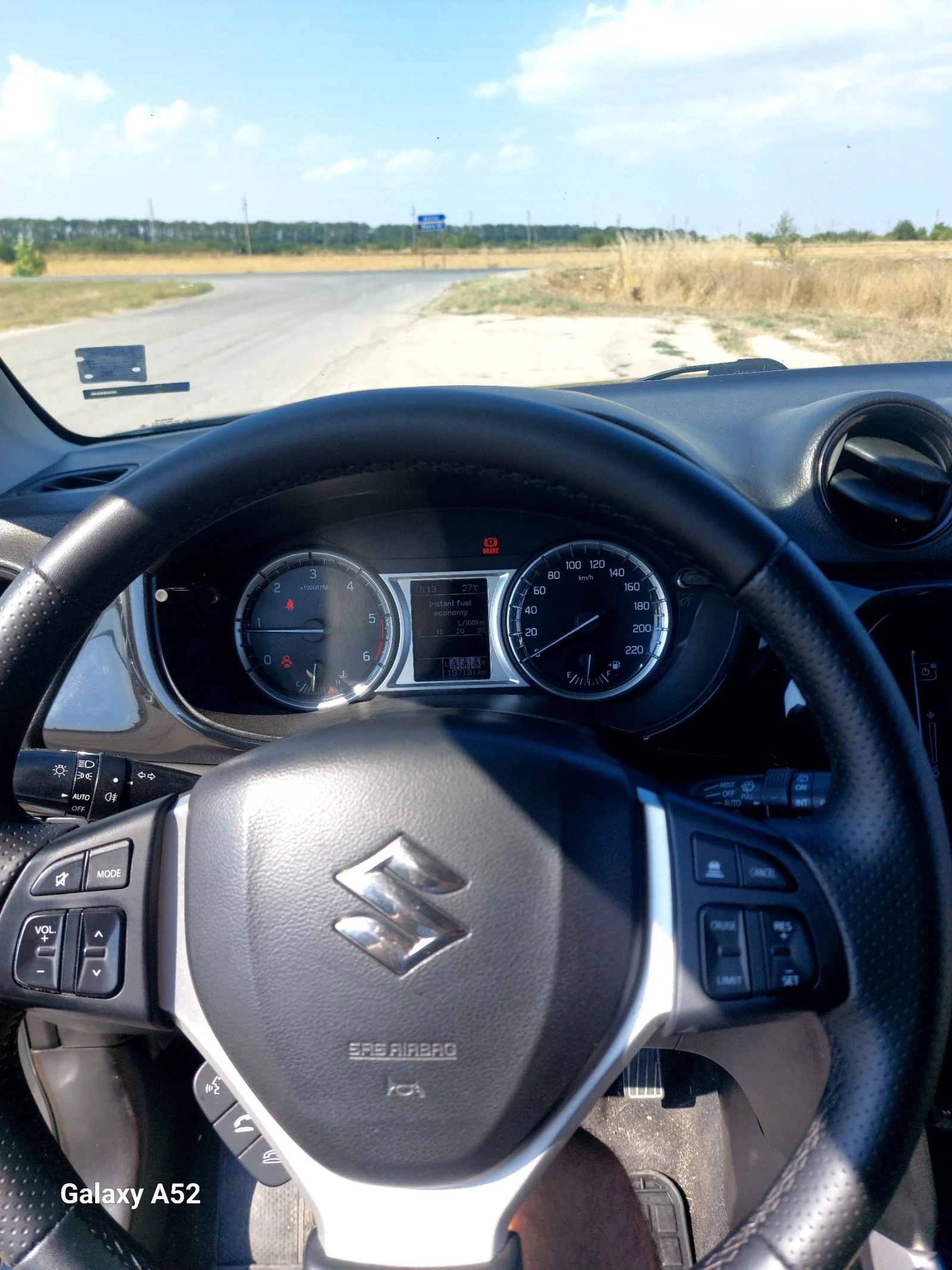 Suzuki Vitara, снимка 12 - Автомобили и джипове - 54013407