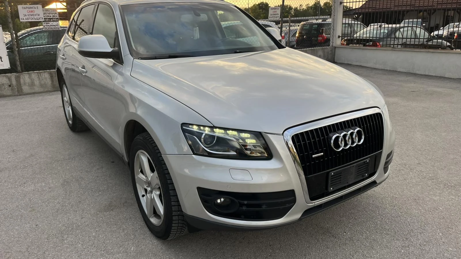 Audi Q5 3.0TDI 239кс АВТОМАТ NAVI КСЕНОН ВНОС ИТАЛИЯ, снимка 3 - Автомобили и джипове - 54623501