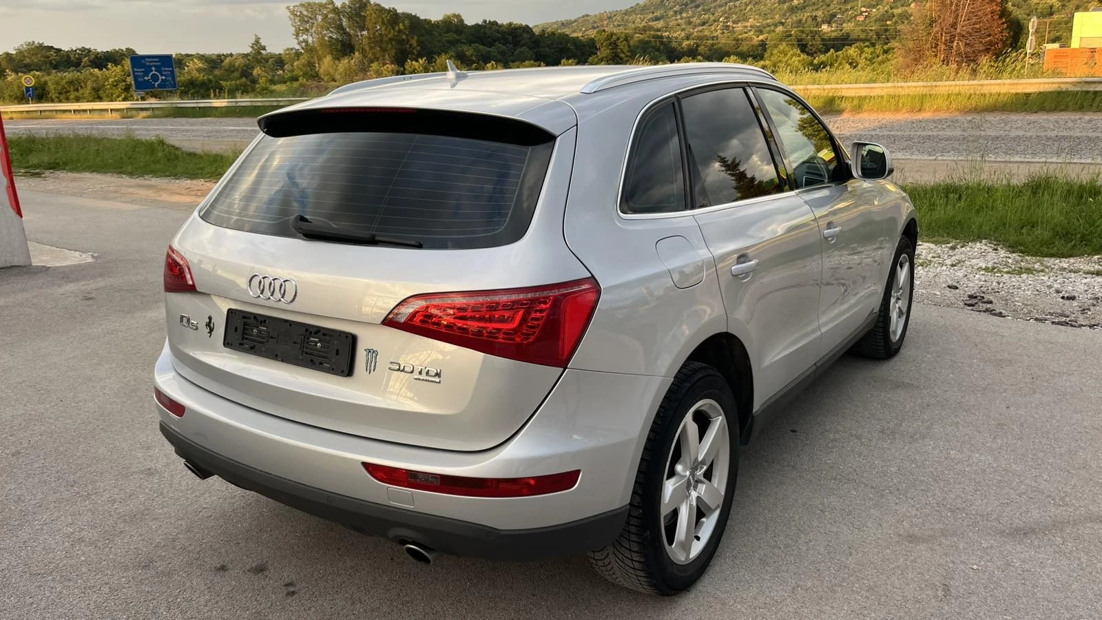 Audi Q5 3.0TDI 239кс АВТОМАТ NAVI КСЕНОН ВНОС ИТАЛИЯ, снимка 4 - Автомобили и джипове - 54623501