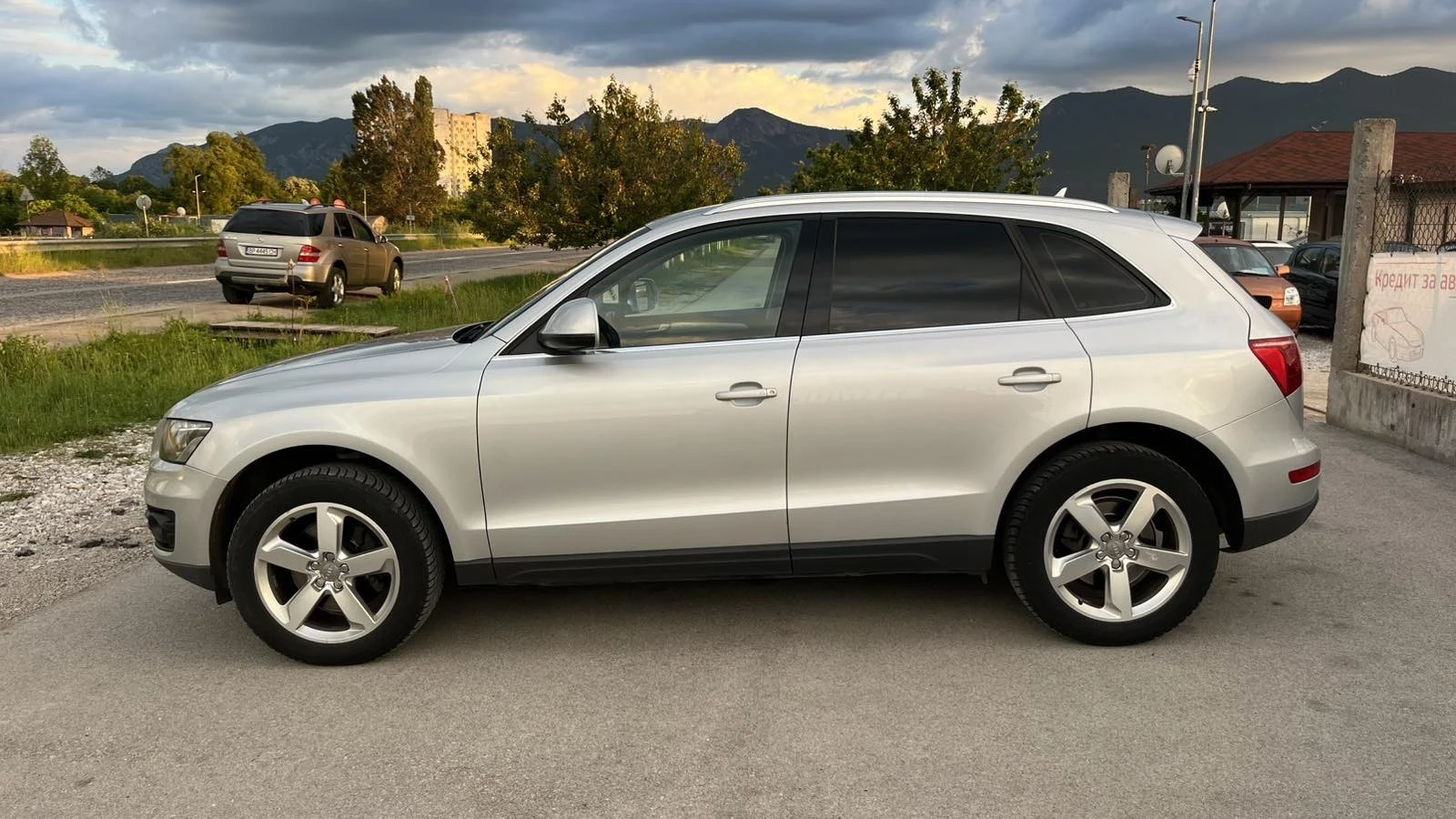 Audi Q5 3.0TDI 239кс АВТОМАТ NAVI КСЕНОН ВНОС ИТАЛИЯ, снимка 6 - Автомобили и джипове - 54623501