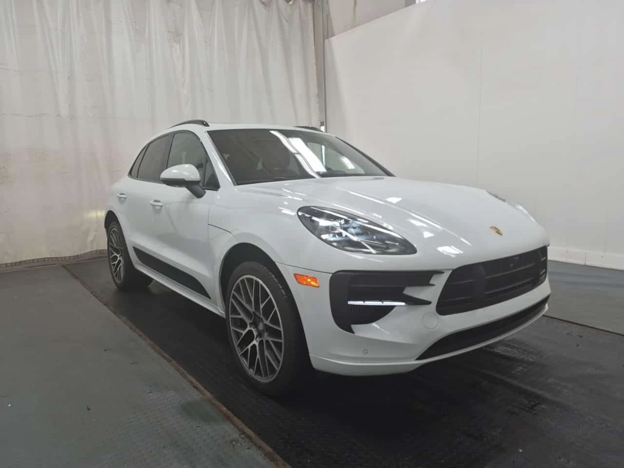 Porsche Macan S /CARFAX/ПОДГРЕВ/ОБДУХ/ПАНО/ФИНАНСИРАНЕ/, снимка 2 - Автомобили и джипове - 54864198