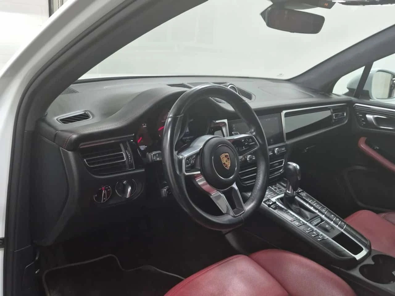 Porsche Macan S /CARFAX/ПОДГРЕВ/ОБДУХ/ПАНО/ФИНАНСИРАНЕ/, снимка 10 - Автомобили и джипове - 54864198