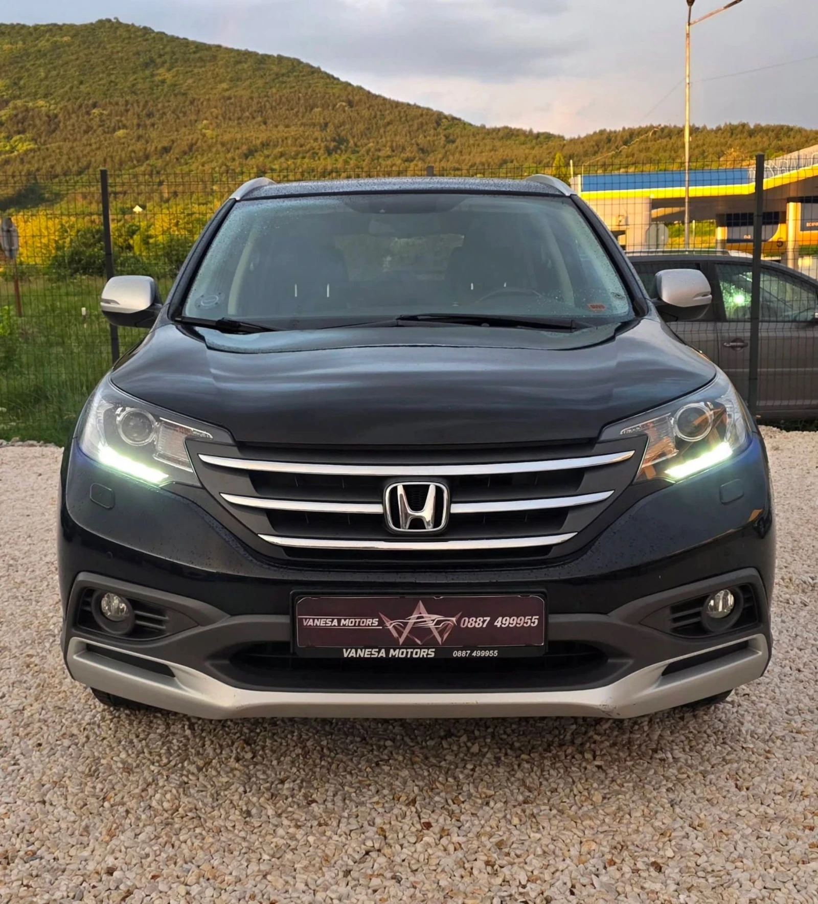 Honda Cr-v С-История Навигация Камера Панорама Кожа Теглич , снимка 2 - Автомобили и джипове - 55126062