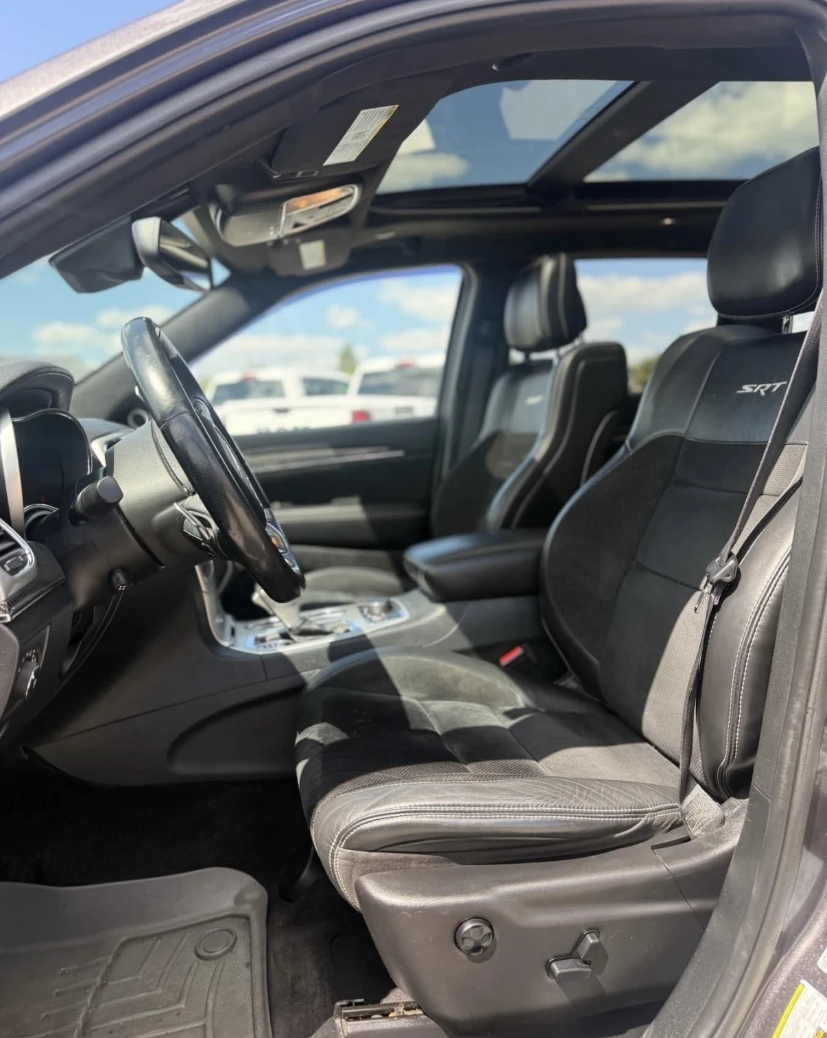 Jeep Grand cherokee SRT 6.4 * AWD * ПАНОРАМА * 8ZF * CARFAX * , снимка 9 - Автомобили и джипове - 55481047