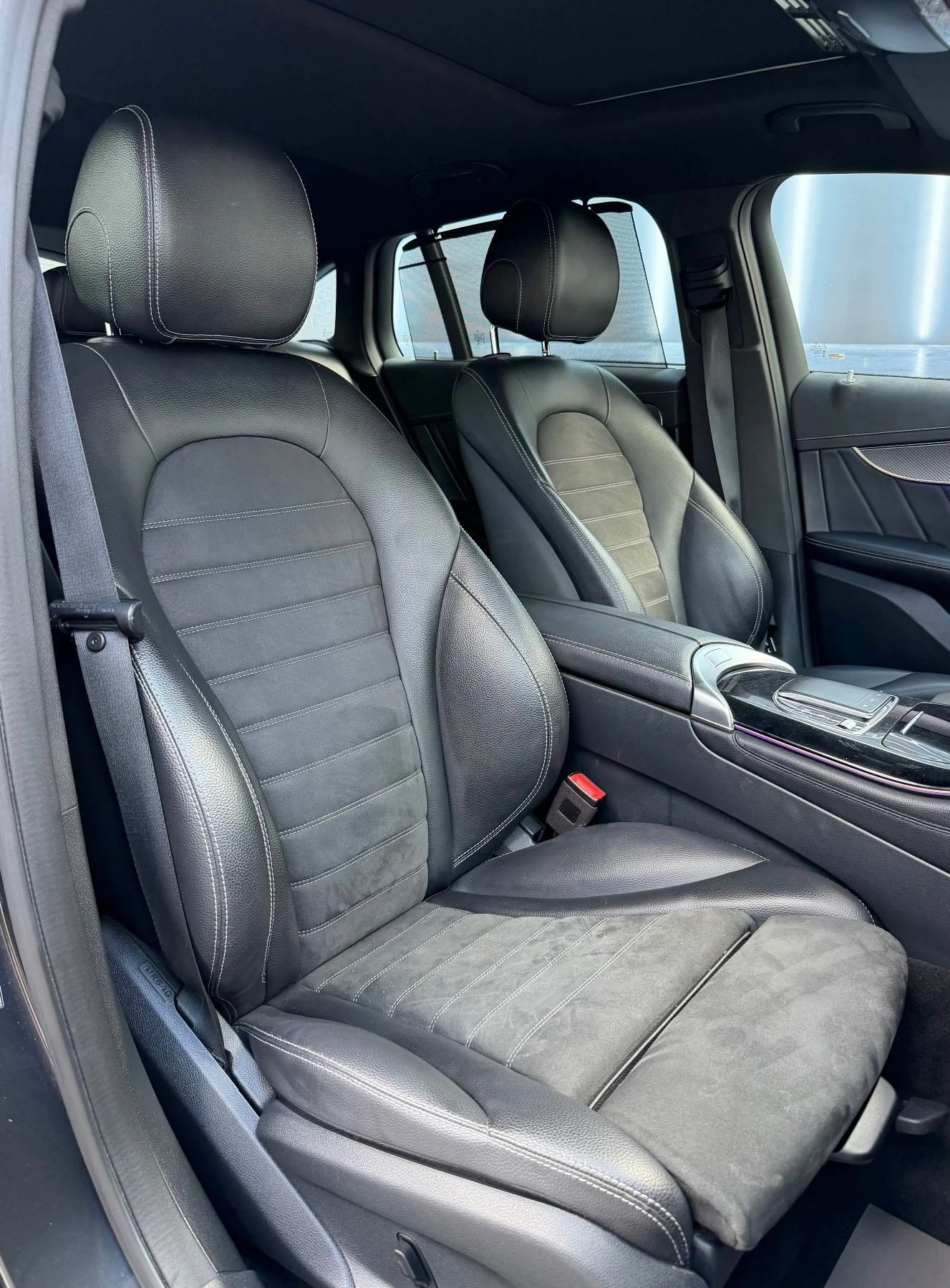 Mercedes-Benz EQC 400/4Matic/AMG/Hud/360Kam, снимка 15 - Автомобили и джипове - 55731929