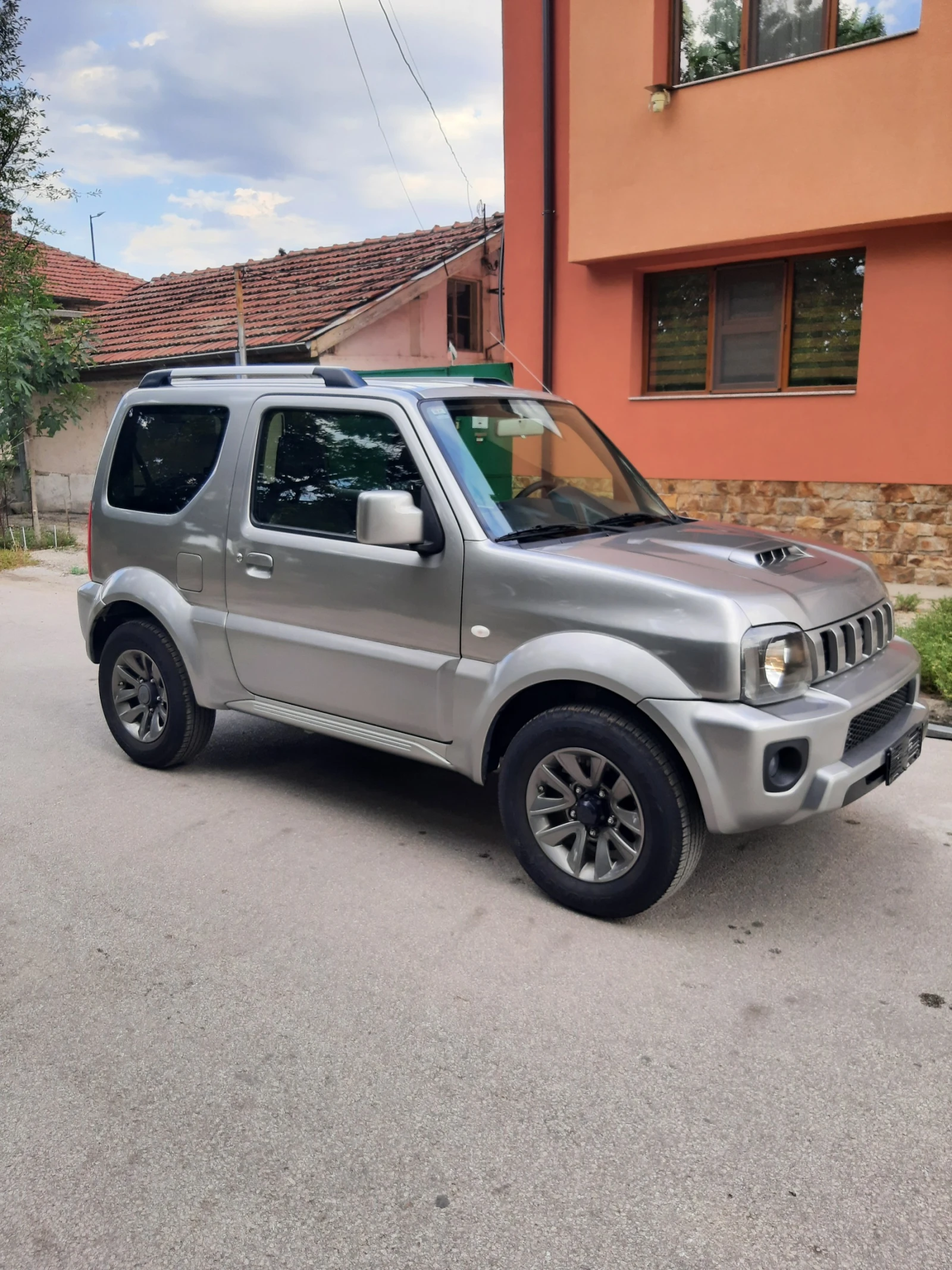 Suzuki Jimny, снимка 3 - Автомобили и джипове - 55779945