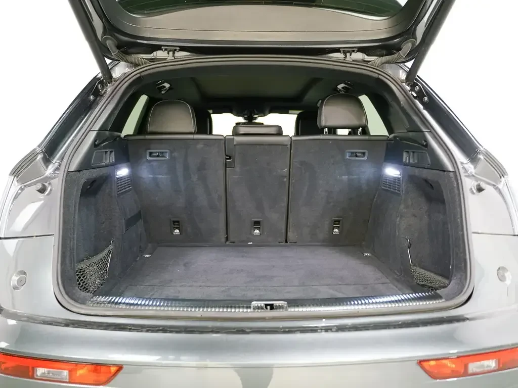 Audi SQ5 Technik | Black Package | B&O | 21", снимка 16 - Автомобили и джипове - 55825117