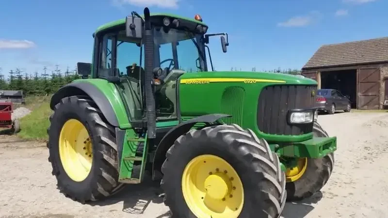 Трактор John Deere КУПУВАМ ТРАКТОРИ, снимка 1 - Селскостопанска техника - 11387033