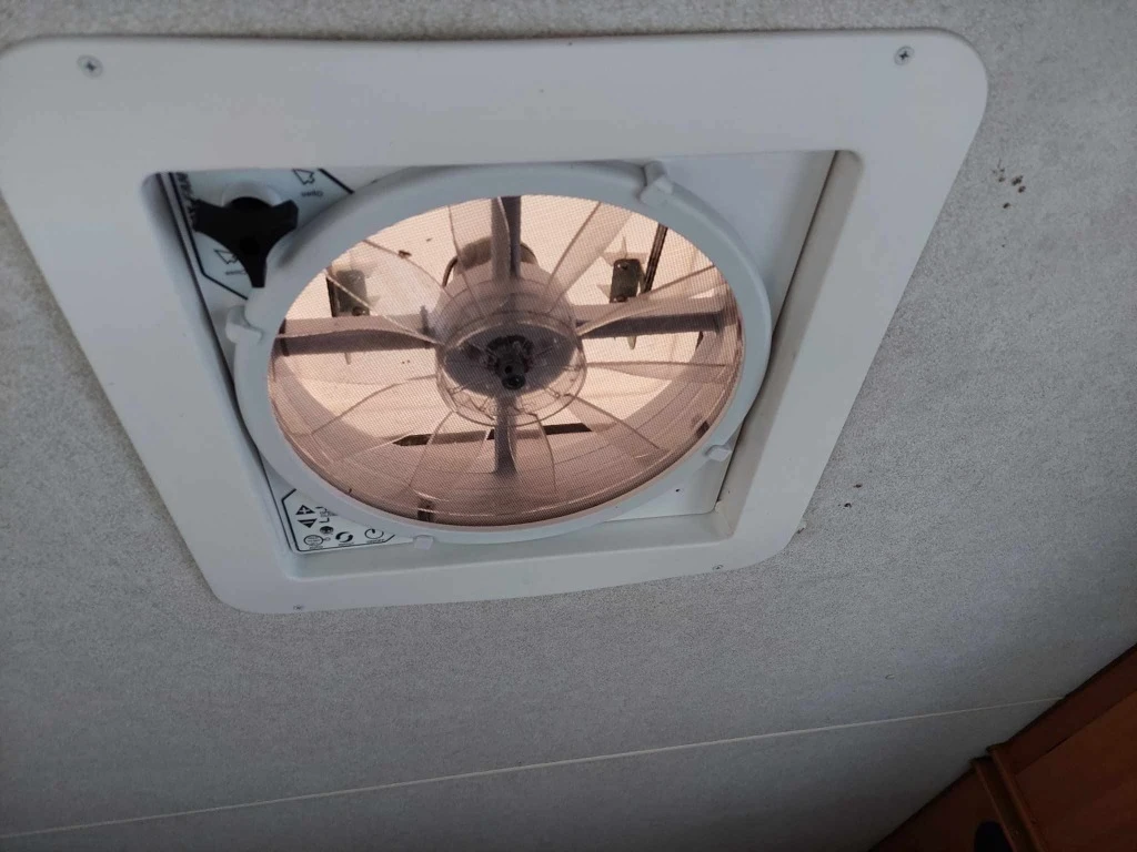 Кемпер Fiat Ducato 2.0 JTD - изображение 6