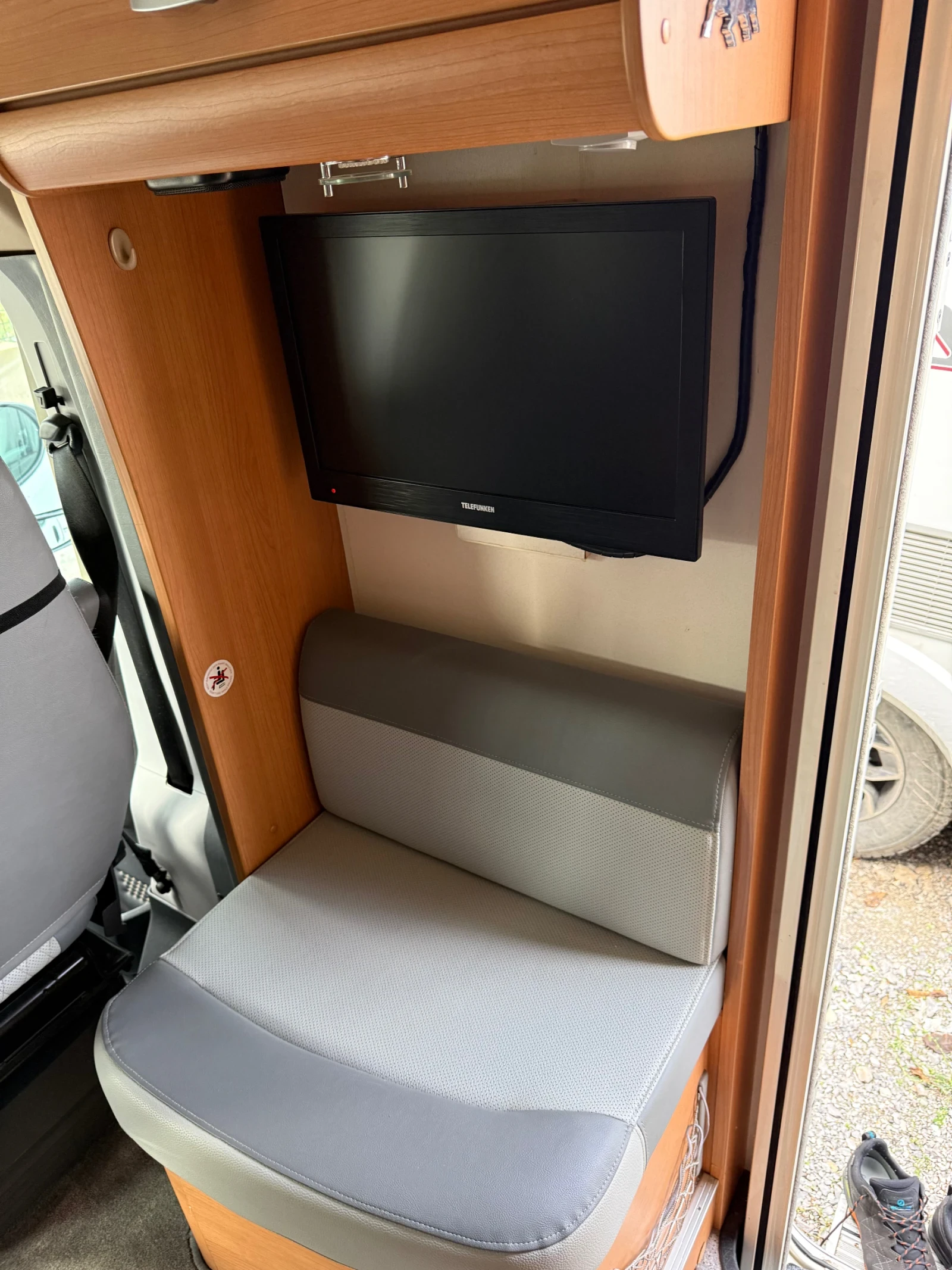 Кемпер Knaus Sport TI2, снимка 12 - Каравани и кемпери - 53903615