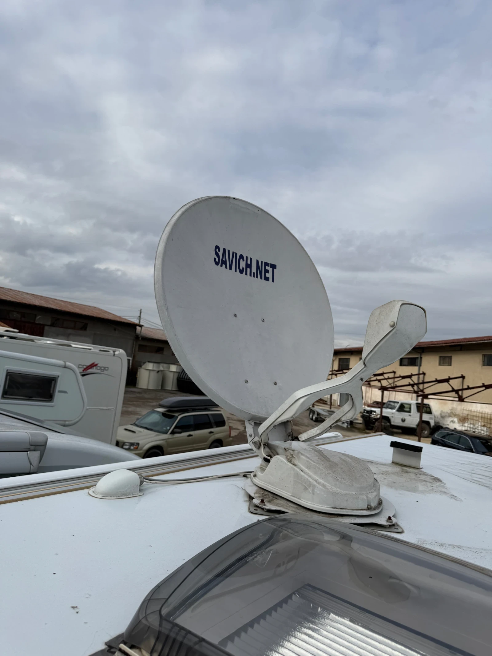 Кемпер Knaus Sport TI2, снимка 17 - Каравани и кемпери - 53903615