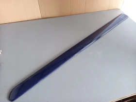 Лайсна врата предна лява Опел Зафира Б синя