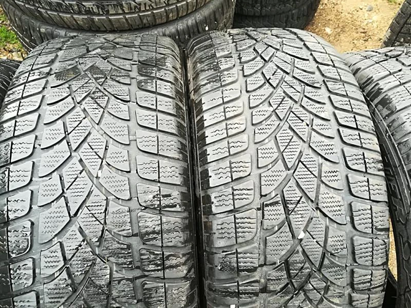 Гуми Зимни 265/50R19, снимка 2 - Гуми и джанти - 23636826