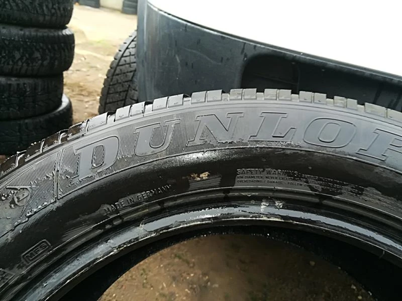 Гуми Зимни 265/50R19, снимка 3 - Гуми и джанти - 23636826