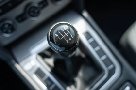 VW Passat 1.6 TDI R line, снимка 6