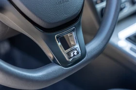 VW Passat 1.6 TDI R line, снимка 11