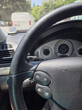 Mercedes-Benz E 220, снимка 8