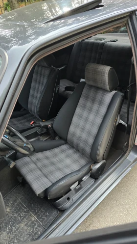 BMW 318 is, снимка 9