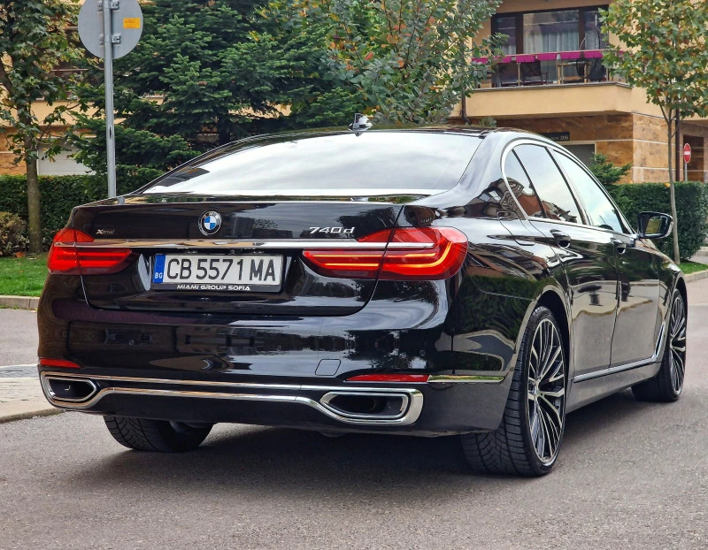 BMW 740 xDrive luxury line , снимка 4 - Автомобили и джипове - 46975440