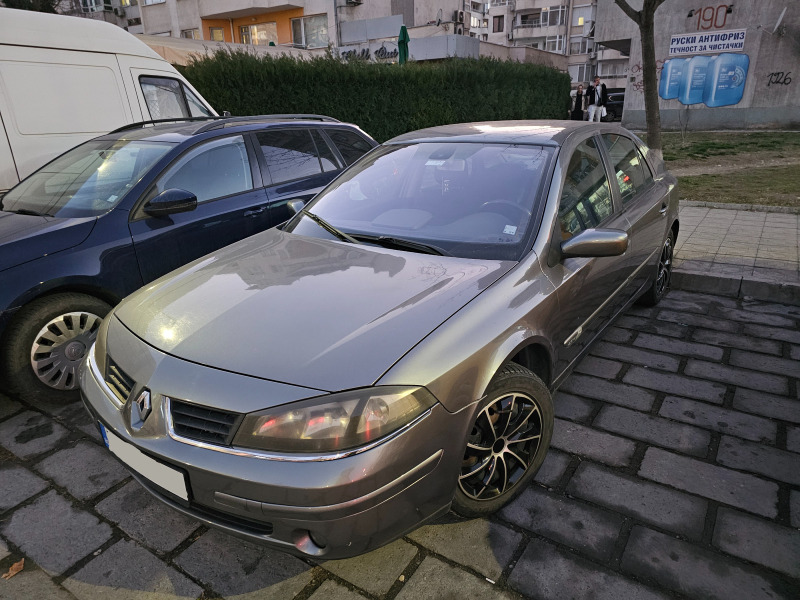 Renault Laguna Газ/бензин , снимка 1 - Автомобили и джипове - 46453179
