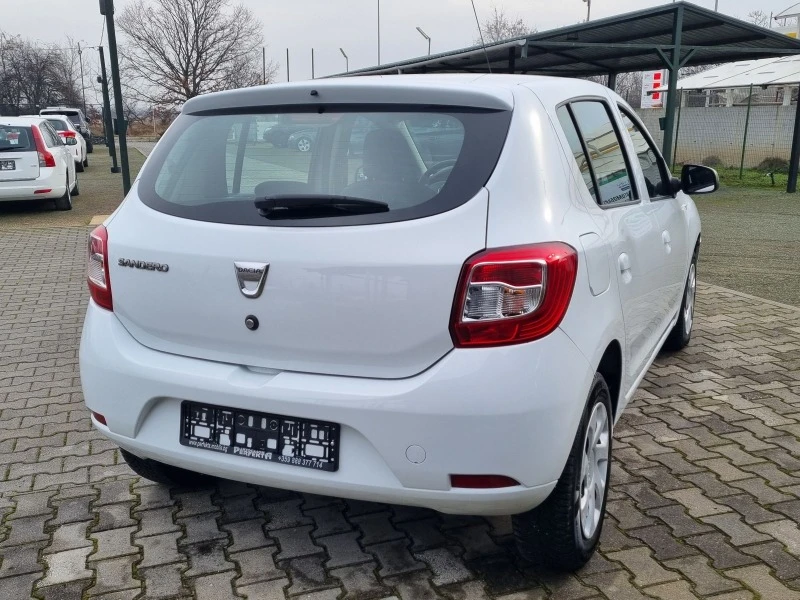 Dacia Sandero 1.5dci 75к.с., снимка 8 - Автомобили и джипове - 43863802