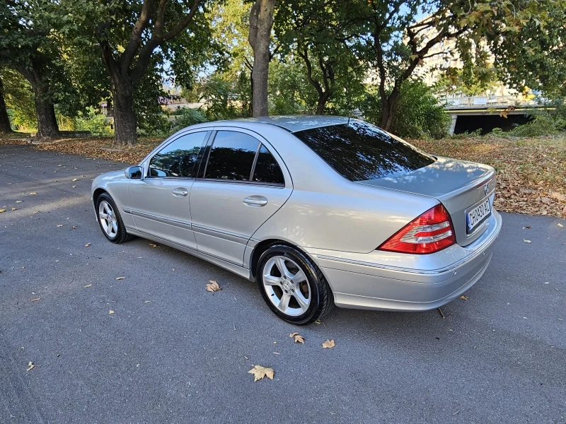 Mercedes-Benz C 320 Автомат 218к.с. V6 Бензин/Газ, снимка 7 - Автомобили и джипове - 47634783