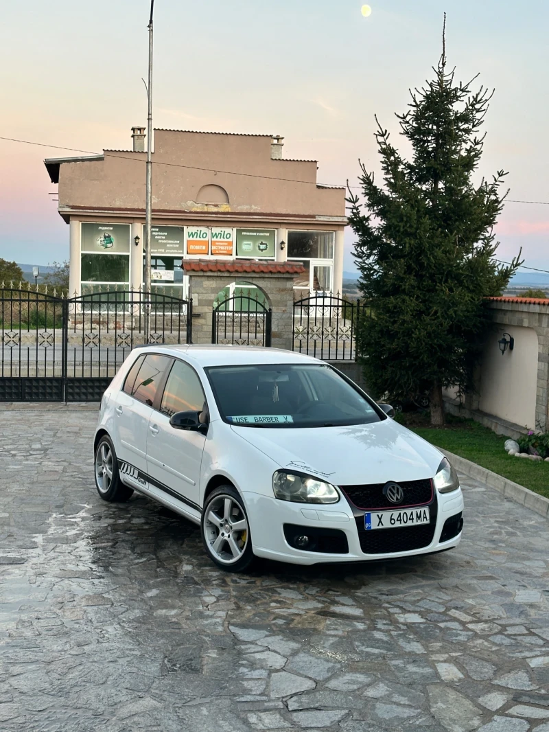 VW Golf, снимка 2 - Автомобили и джипове - 48284003