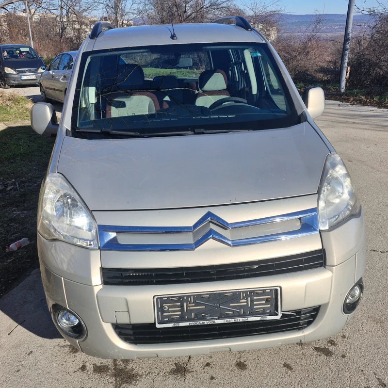 Citroen Berlingo, снимка 3 - Автомобили и джипове - 48518345