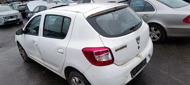 Dacia Sandero 0.9iT, снимка 5 - Автомобили и джипове - 50682521