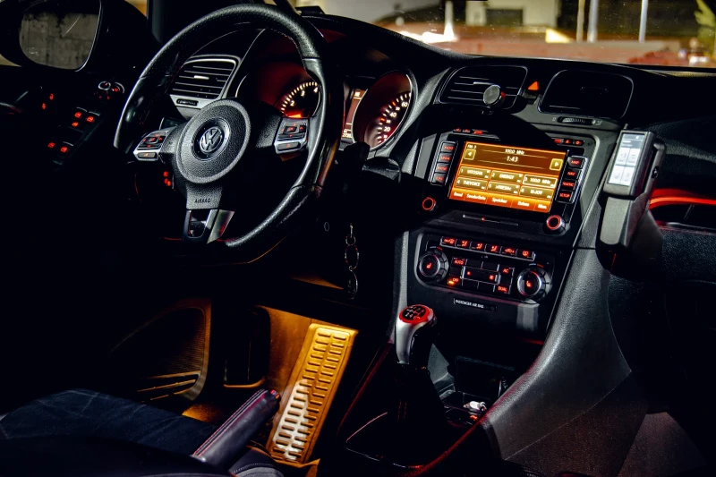 VW Golf Golf mk6 GTI, снимка 9 - Автомобили и джипове - 52303254