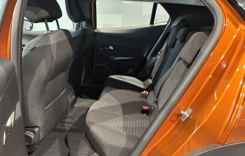 Peugeot 2008 ACTIVE/136HP/NAVI/CAM/KEYLESS/VCONTROL/LED/609fpr, снимка 15 - Автомобили и джипове - 51406953