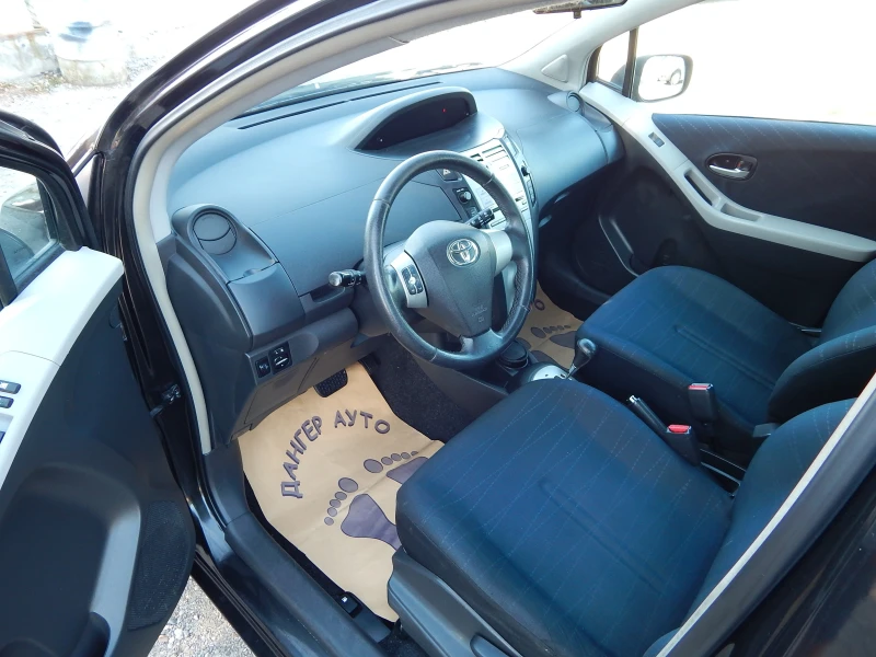 Toyota Yaris 1.4D4D* АВТОМАТИК* , снимка 9 - Автомобили и джипове - 51618038