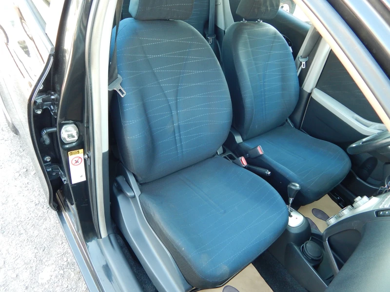 Toyota Yaris 1.4D4D* АВТОМАТИК* , снимка 17 - Автомобили и джипове - 51618038