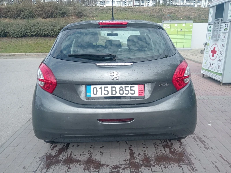 Peugeot 208 1.4i-95hp., снимка 8 - Автомобили и джипове - 51920265