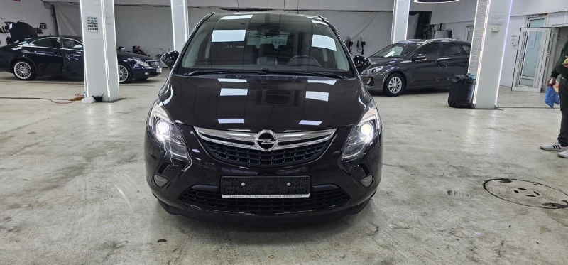 Opel Zafira 1.6CDTI euro6 Панорама 7места Германия Топ , снимка 2 - Автомобили и джипове - 51974342