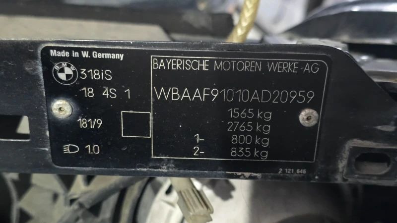 BMW 318 is, снимка 10 - Автомобили и джипове - 52497596