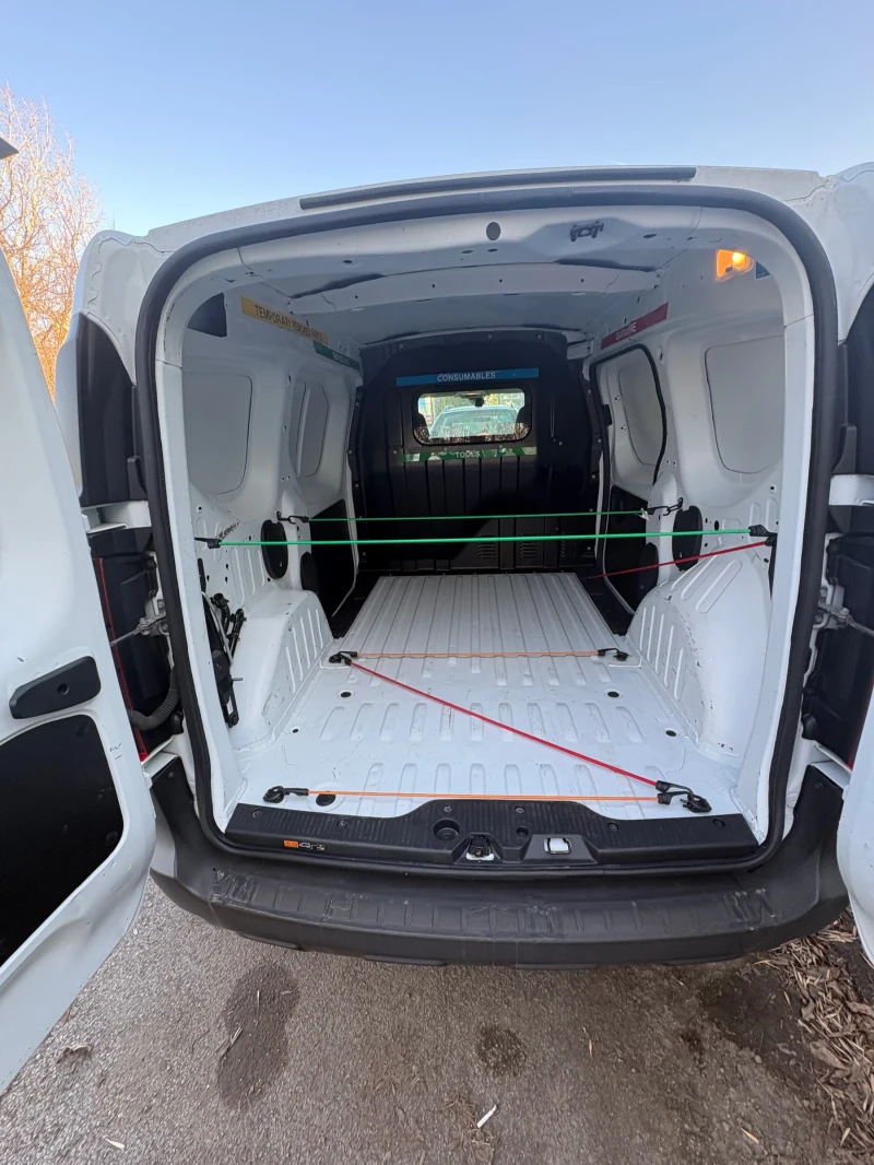 Renault Express 1, 5 dci, 95hp, Tempomat, Clima, Bluetooth ., снимка 9 - Автомобили и джипове - 52805097