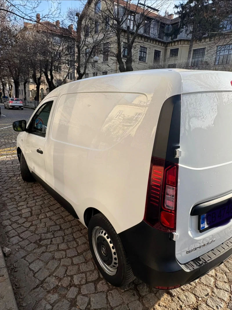 Renault Express 1, 5 dci, 95hp, Tempomat, Clima, Bluetooth ., снимка 3 - Автомобили и джипове - 52805097
