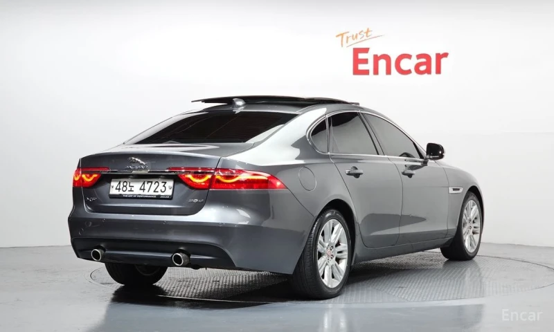 Jaguar Xf, снимка 2 - Автомобили и джипове - 53415673