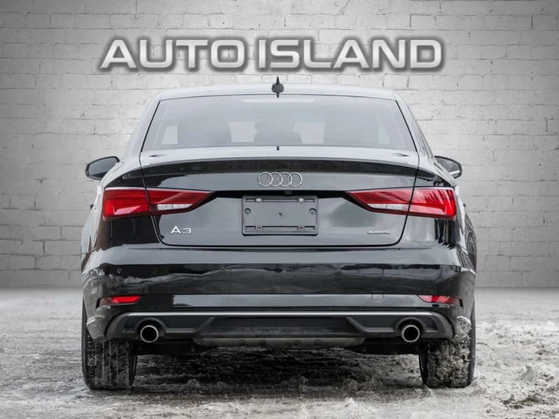 Audi A3 * АВТО КРЕДИТ* ЦЕНА ДО БГ * СЕРВИЗНА ИСТОРИЯ * , снимка 4 - Автомобили и джипове - 53592232