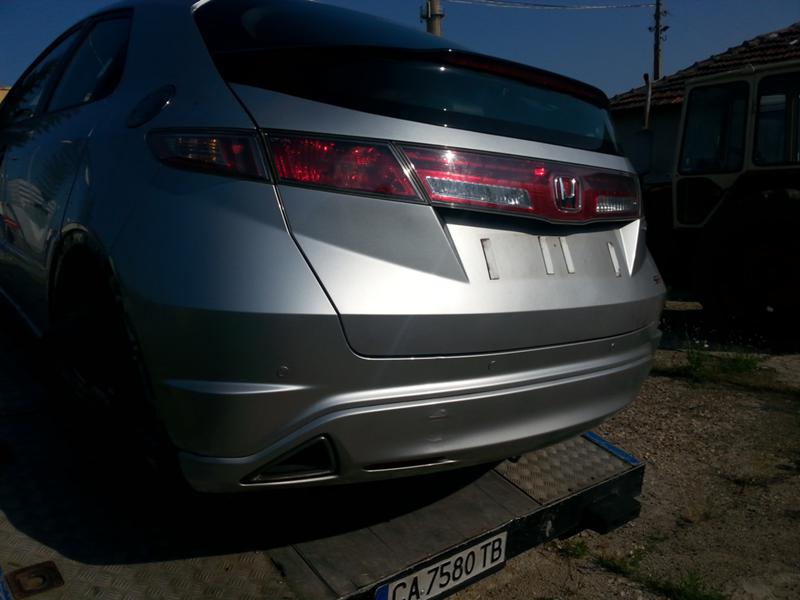 Honda Civic 1.8 i Vtec, снимка 4 - Автомобили и джипове - 34798615