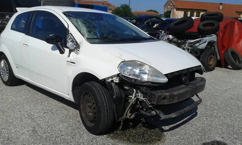 Fiat Punto 1.3mj 2br - изображение 9