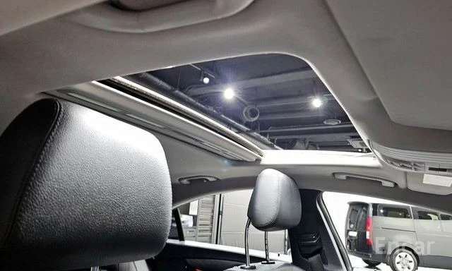 Mercedes-Benz CLS 350 BlueEfficiency | ЗАДНА КАМЕРА| ОБДУХВАНЕ| ШИБЕДАХ|, снимка 15 - Автомобили и джипове - 54002112