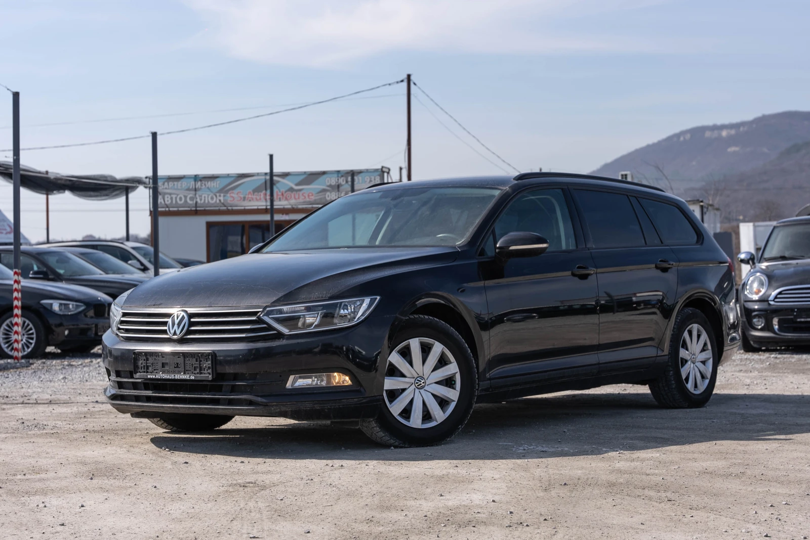 VW Passat 1.6 TDI R line, снимка 1